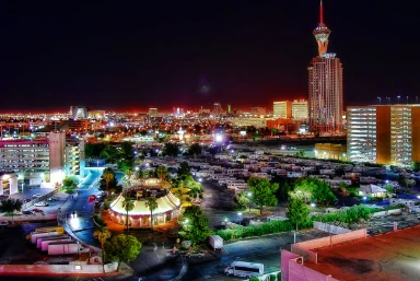 Holidays to Memphis and Las Vegas